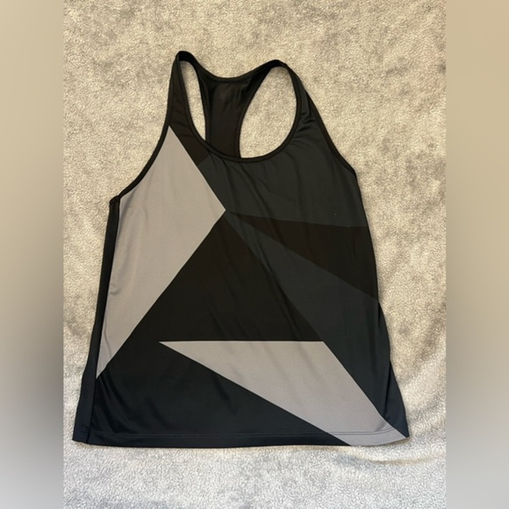 Under Armor Woman’s Tank